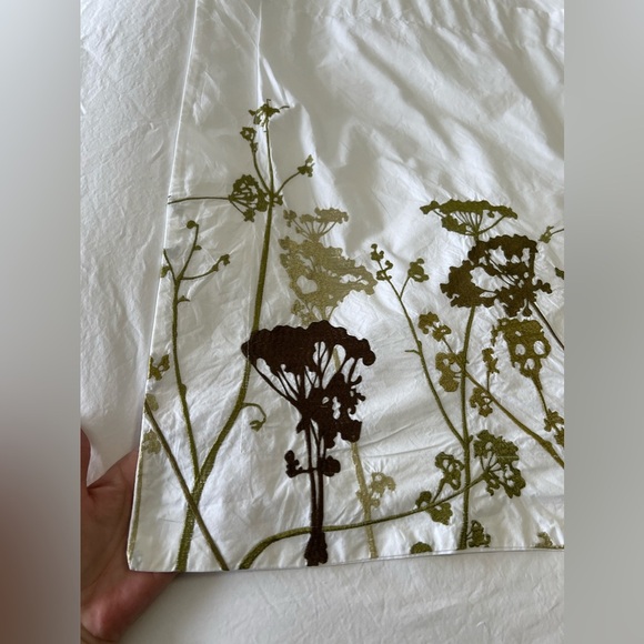 Margaret Muir | (1) King Sham | White Embroidered Pillow | EUC - Picture 2 of 10